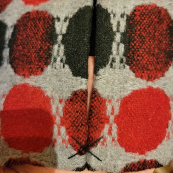 Lanalee Petite 14 Skirt Feels like Wool but has only 5% Wool - Picture 8 of 10